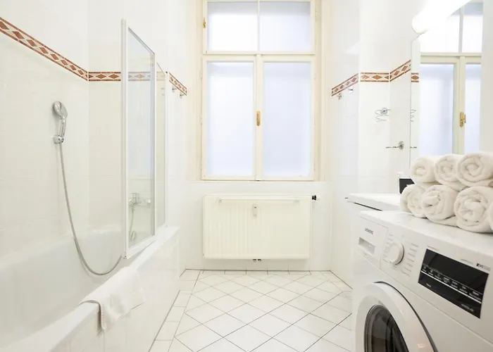 Cozy 1br Near Opera - 24h Self Check-in * Viena