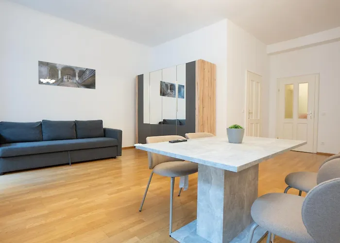Apartamento Cozy 1br Near Opera - 24h Self Check-in