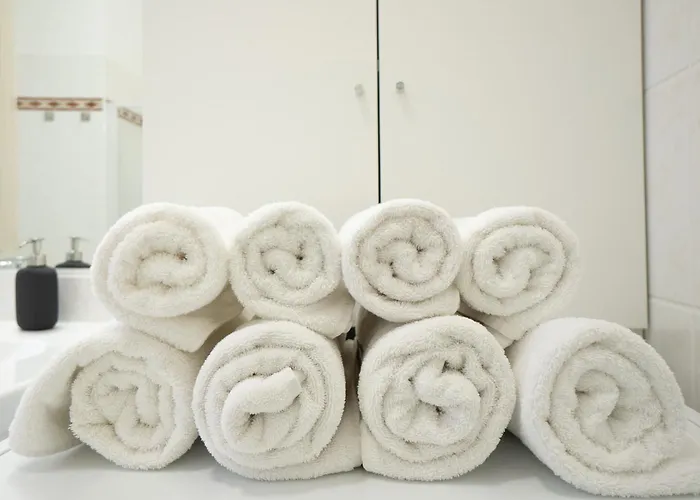 Cozy 1br Near Opera - 24h Self Check-in